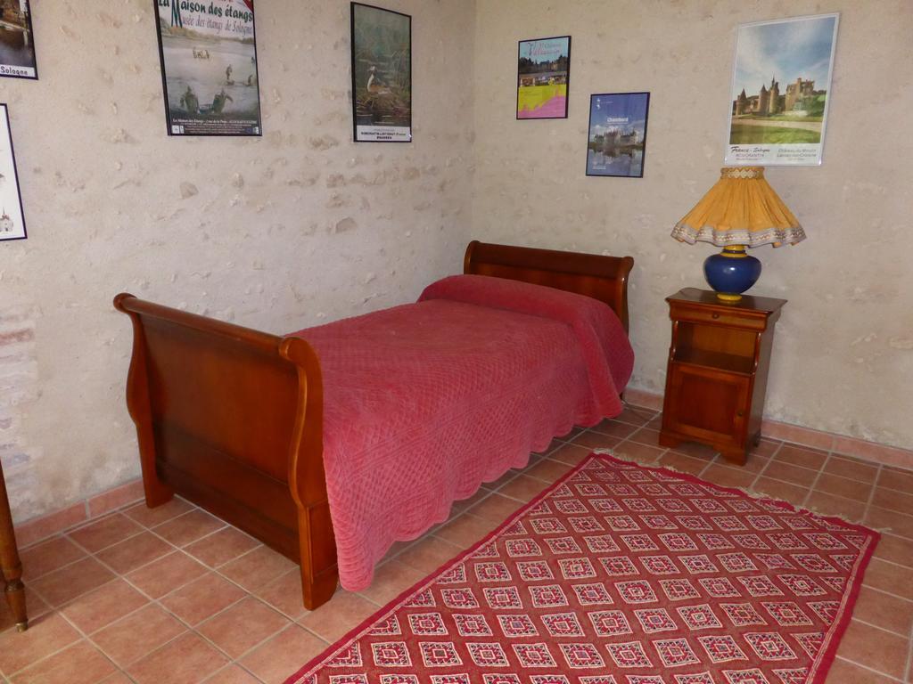 Les Fontenils Lassay-sur-Croisne Rom bilde